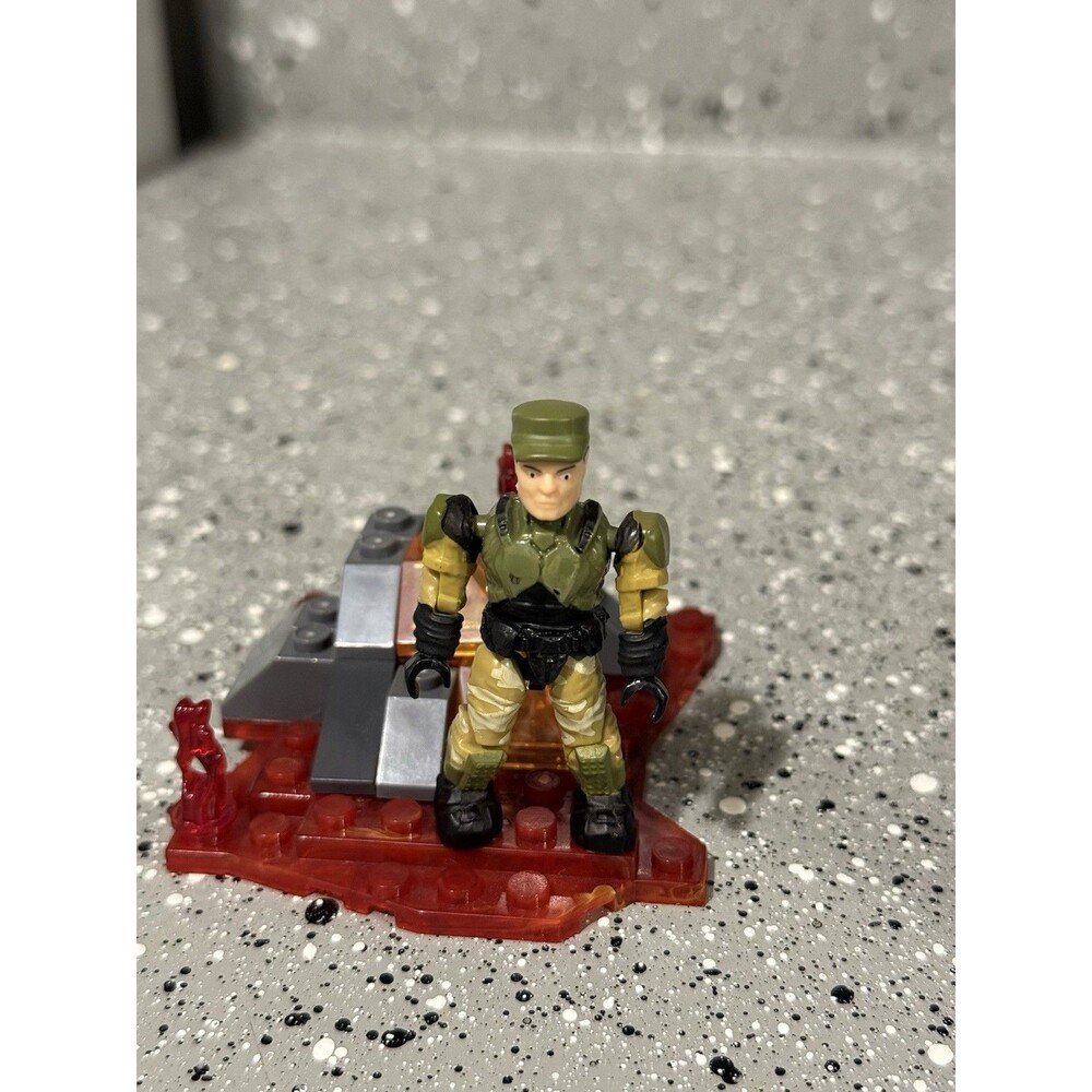HALO MEGA BLOKS GREEN CAMO UNSC MARINE OFFICER MINI FIGURE 97085 BATTLE UNIT